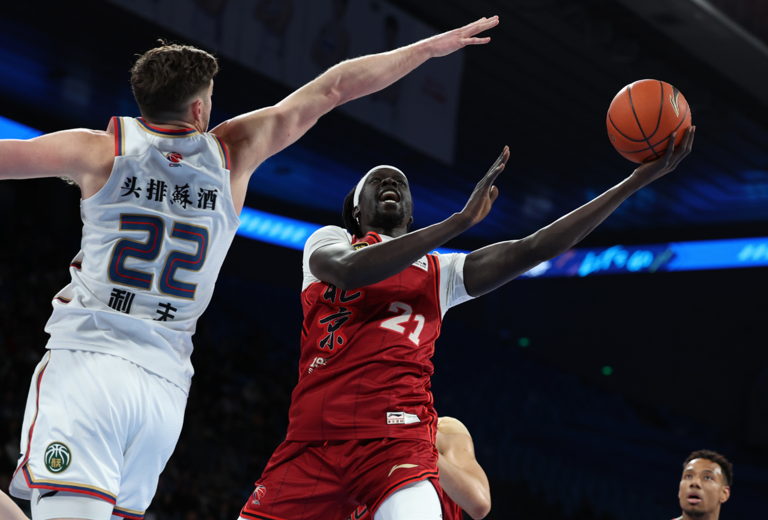 开云平台中国-窗口期广州队备战NBA总决赛,单刀错失细节曝光,压力陡增,年轻球员得到机会的简单介绍