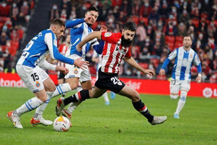 毕尔巴鄂竞技迎西甲关键赛；关键时刻状态回暖；震撼外界；心理建设被强调的简单介绍